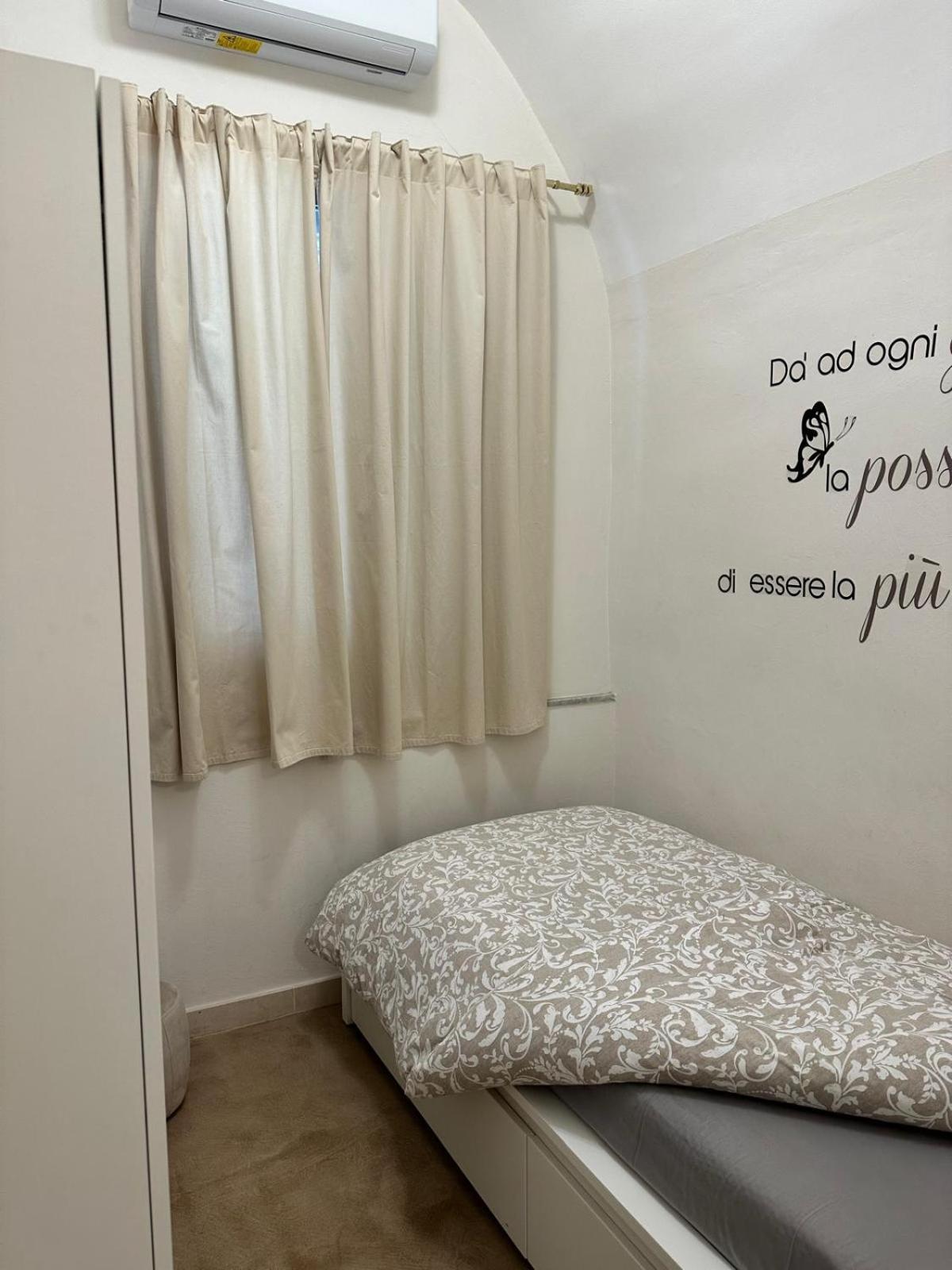 Casa Lina Apartment Mola di Bari Bagian luar foto