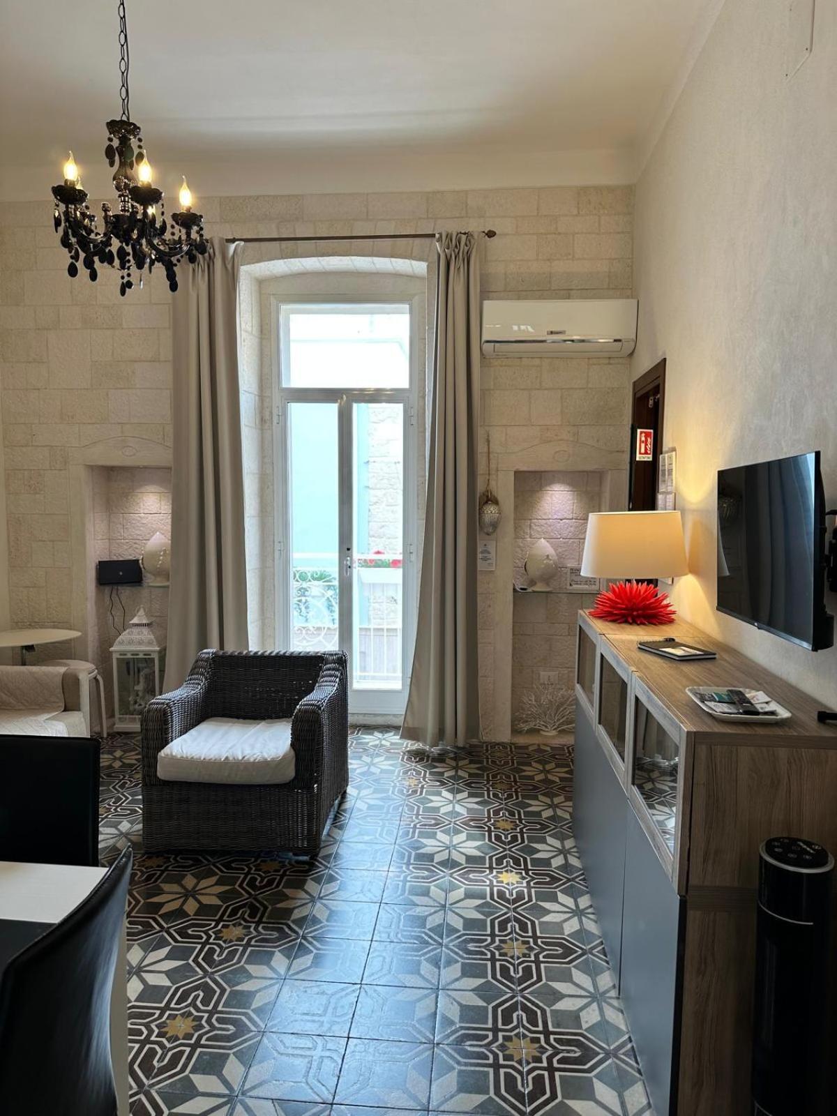 Casa Lina Apartment Mola di Bari Bagian luar foto