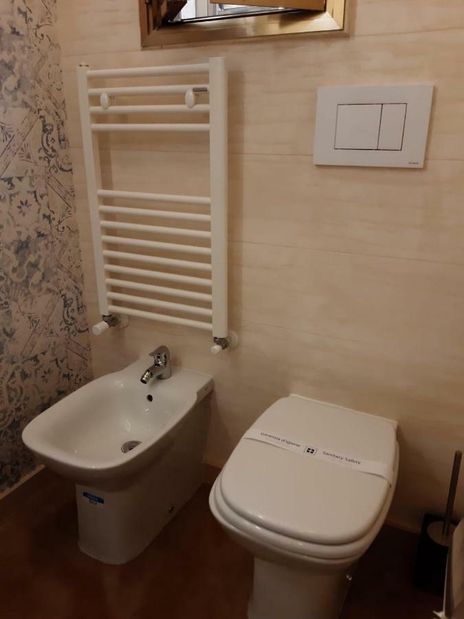 Casa Lina Apartment Mola di Bari Bagian luar foto